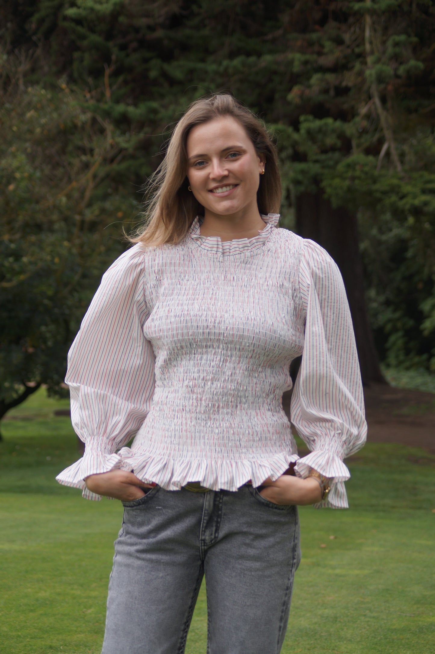 Blusa Española Blanca Lineas