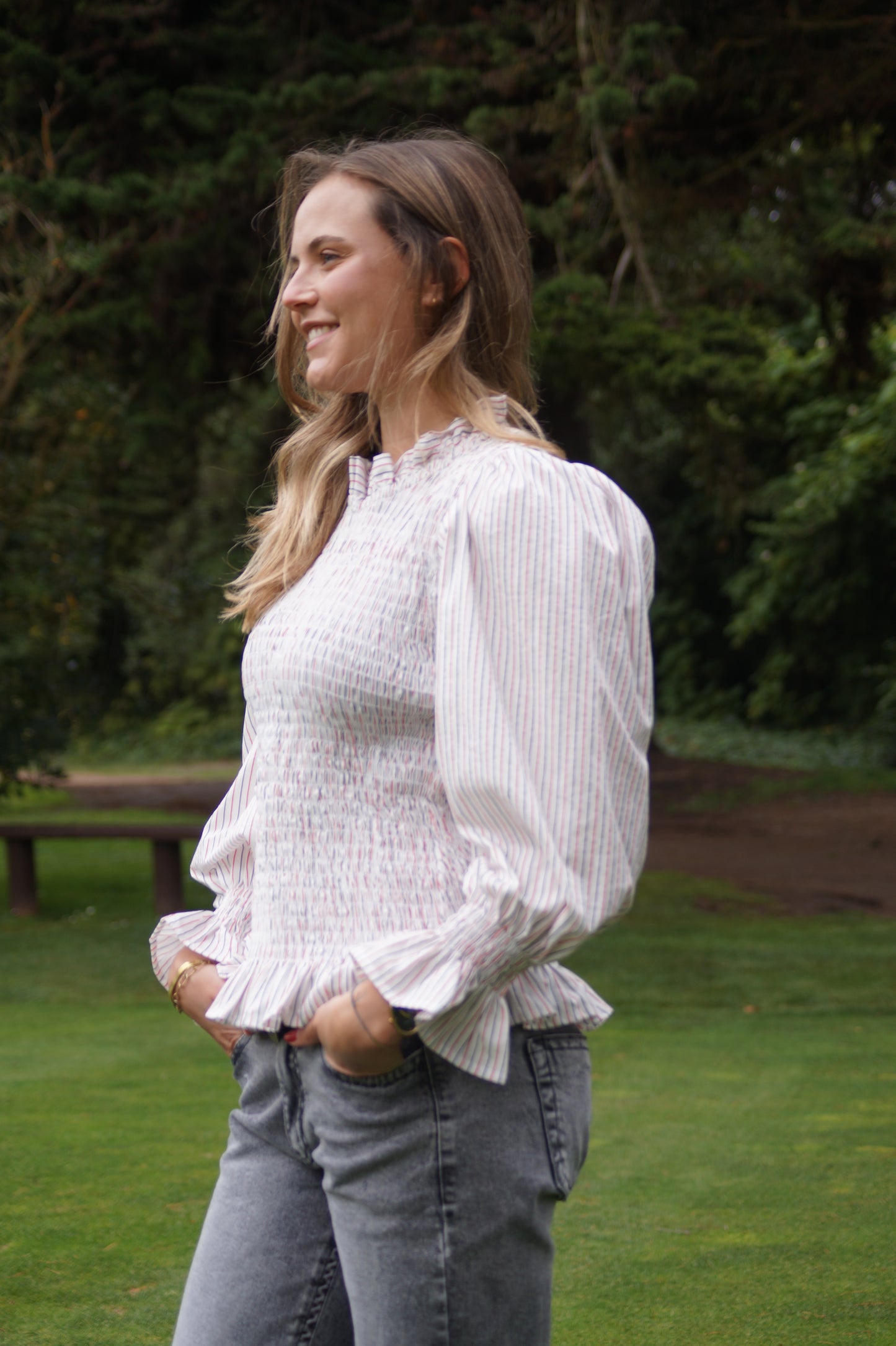 Blusa Española Blanca Lineas