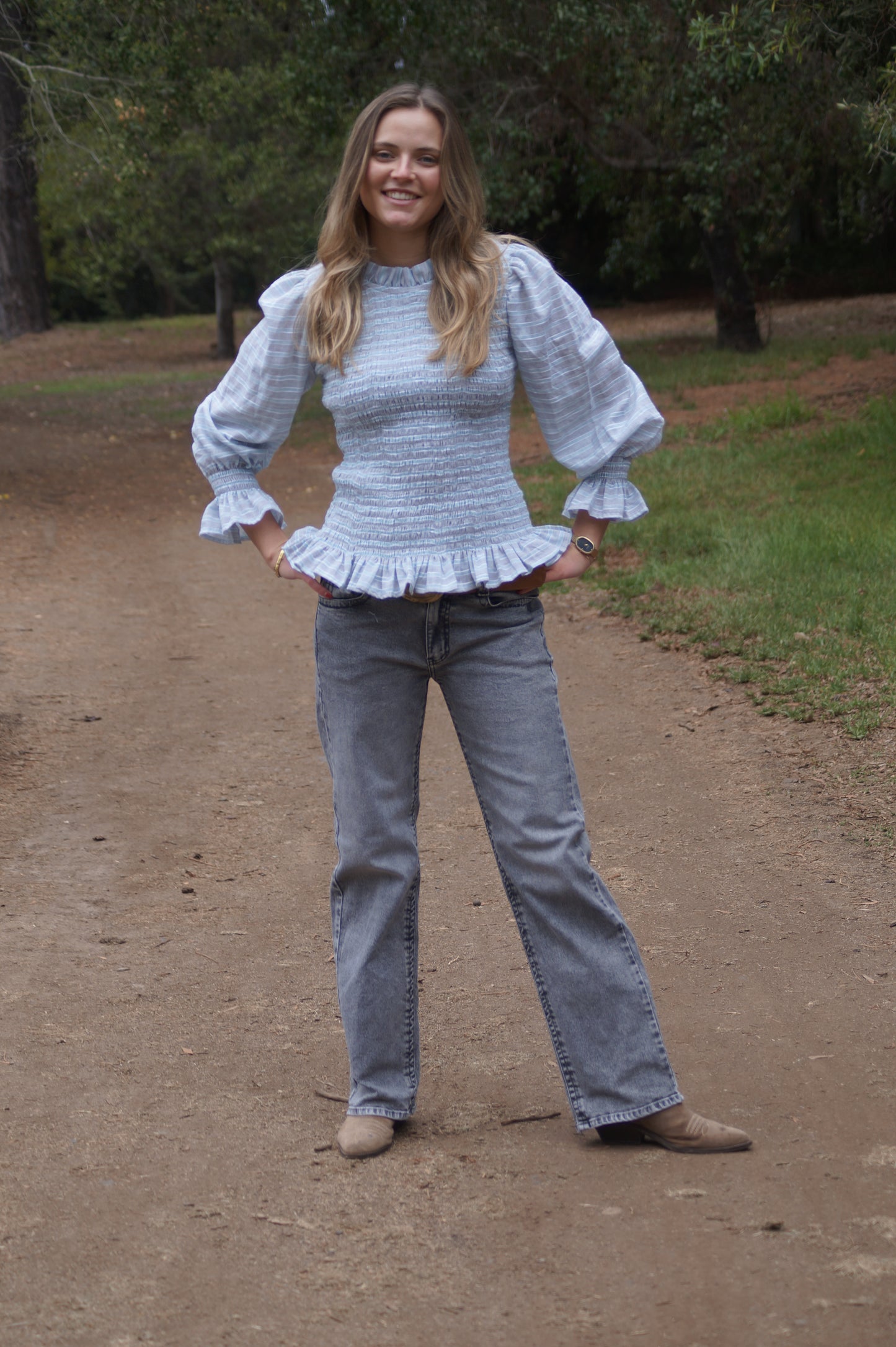 Blusa Española Celeste Gris