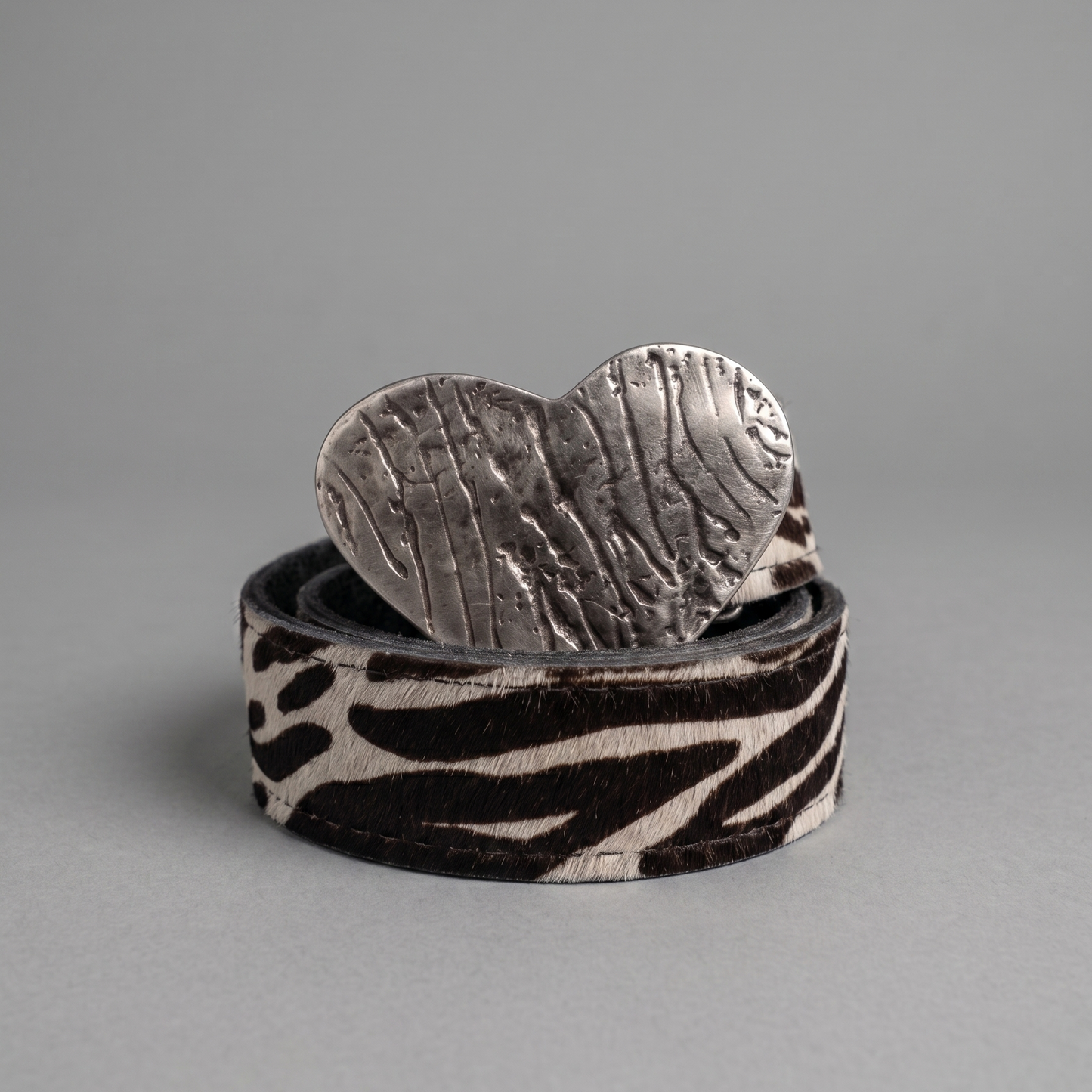 Cinturon Cuero Animal Print Zebra Hebilla Corazon
